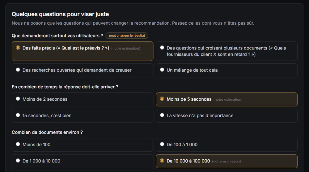 Le conseiller pose les questions qui peuvent changer la recommandation : type de questions, latence, volume, données nommées, hébergement.